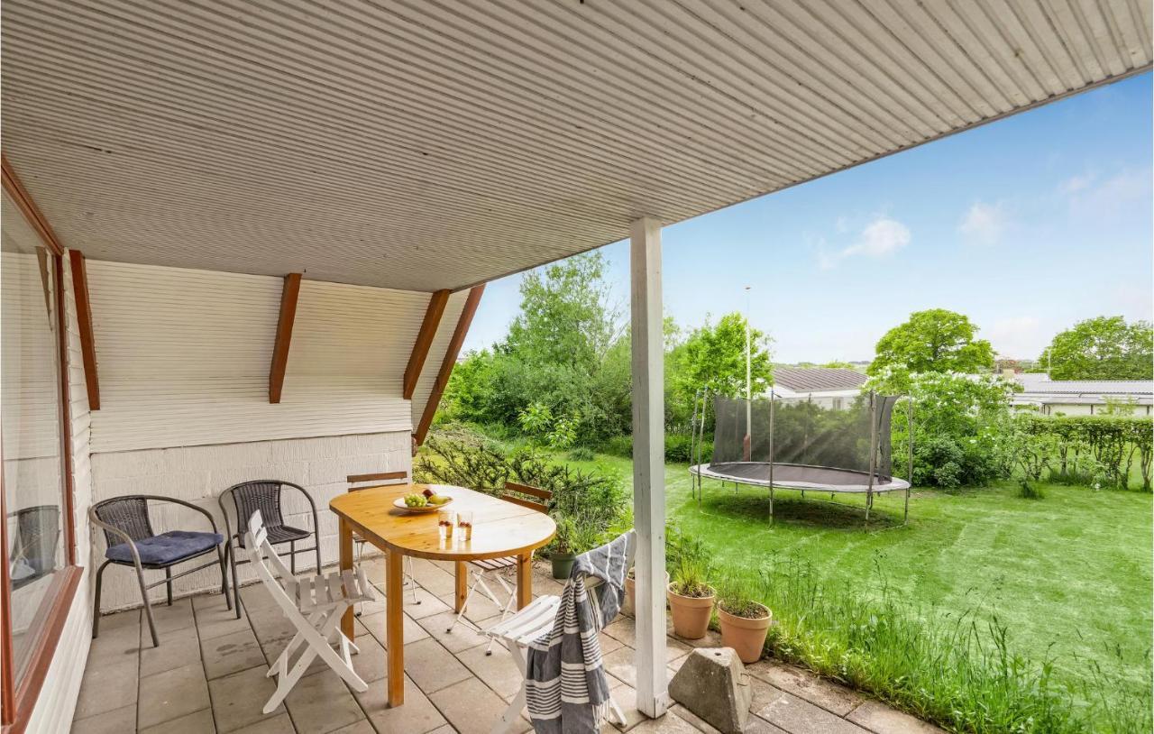 Amazing Home In Logstrup With Kitchen Luaran gambar