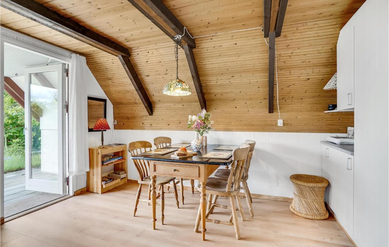 Amazing Home In Logstrup With Kitchen Luaran gambar